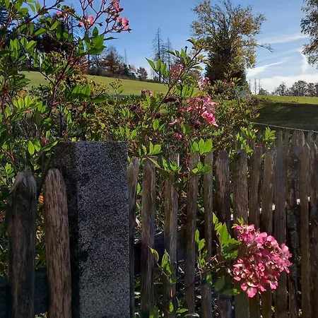 Berg-panorama-ferienwohnungen Gut-lichtenau Apartamento Hauzenberg