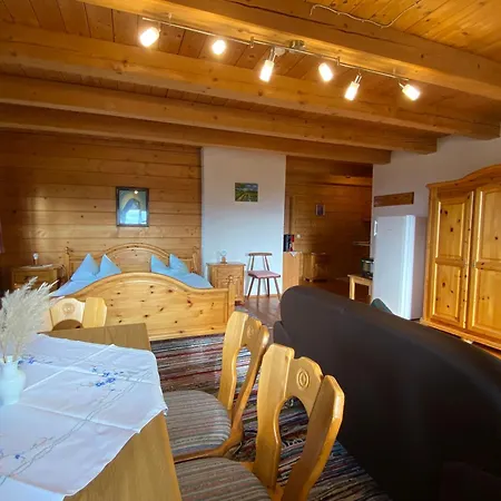 Berg-panorama-ferienwohnungen Gut-lichtenau Apartment